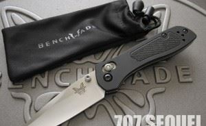 BENCHMADE 美国蝴蝶 707白色缩小版全刃折刀